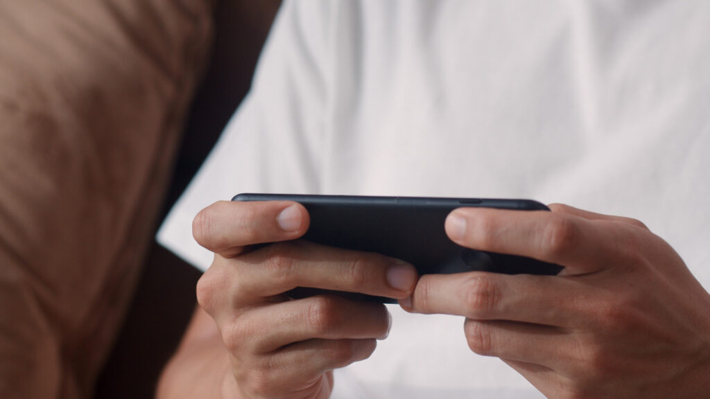 Applications pour regarder la télévision en ligne : découvrez les 3 meilleures !